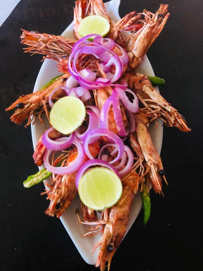Nilaveli Sheen Coast Trincomalee Ngoại thất bức ảnh