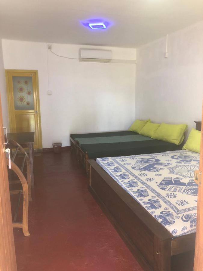 Nilaveli Sheen Coast Trincomalee Ngoại thất bức ảnh