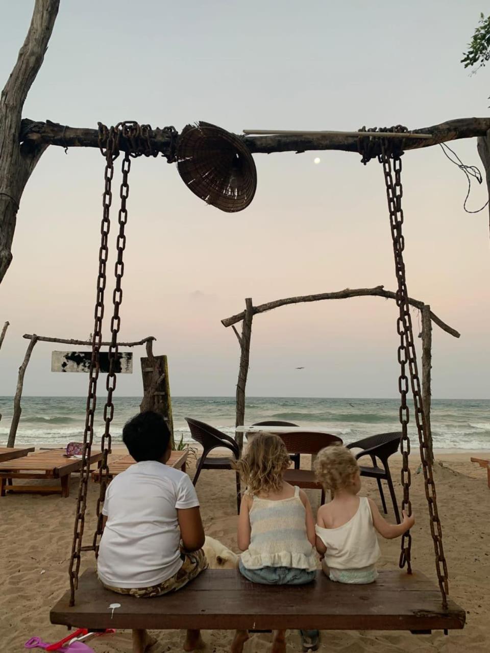 Nilaveli Sheen Coast Trincomalee Ngoại thất bức ảnh
