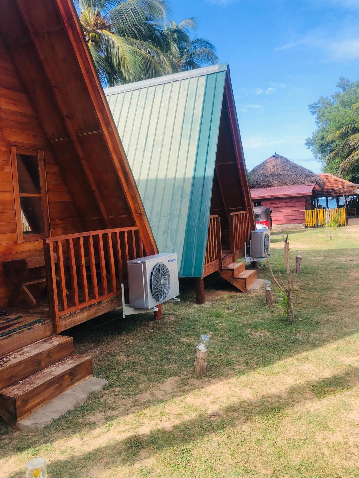 Nilaveli Sheen Coast Trincomalee Ngoại thất bức ảnh